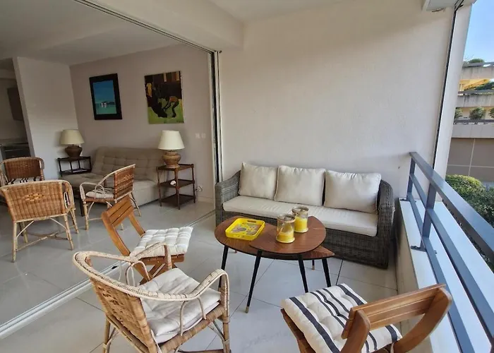 Apartment Grand 3 Quartier Pinede Juan