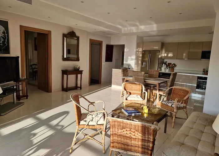 Apartment Grand 3 Quartier Pinede Juan *