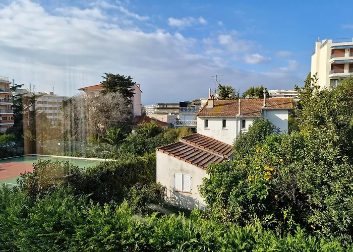 Apartment Grand 3 Quartier Pinede Juan Antibes