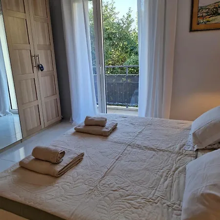 Grand 3 Quartier Pinede Juan Apartment