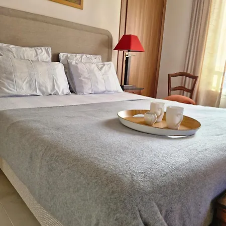 Grand 3 Quartier Pinede Juan