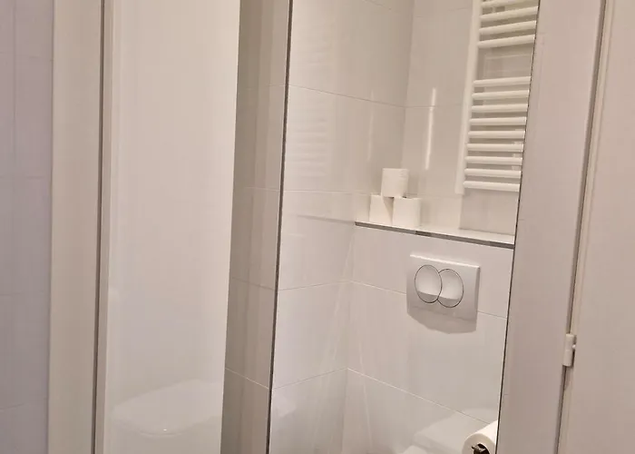 Grand 3 Quartier Pinede Juan