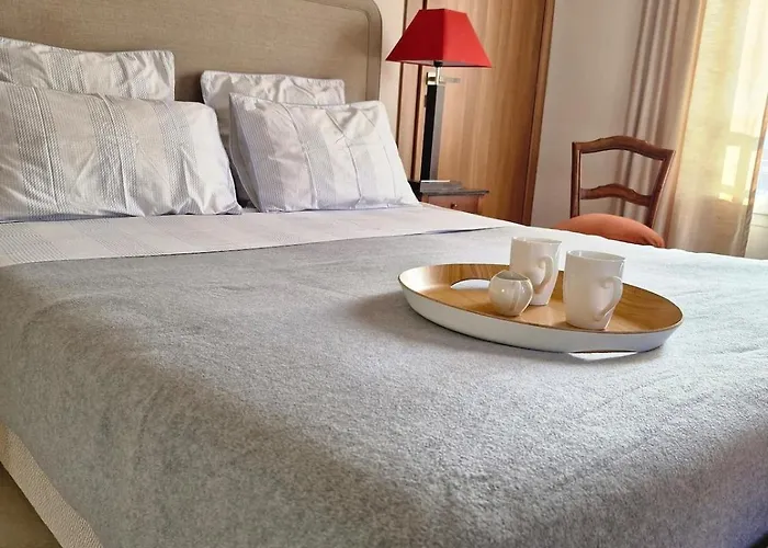 Grand 3 Quartier Pinede Juan